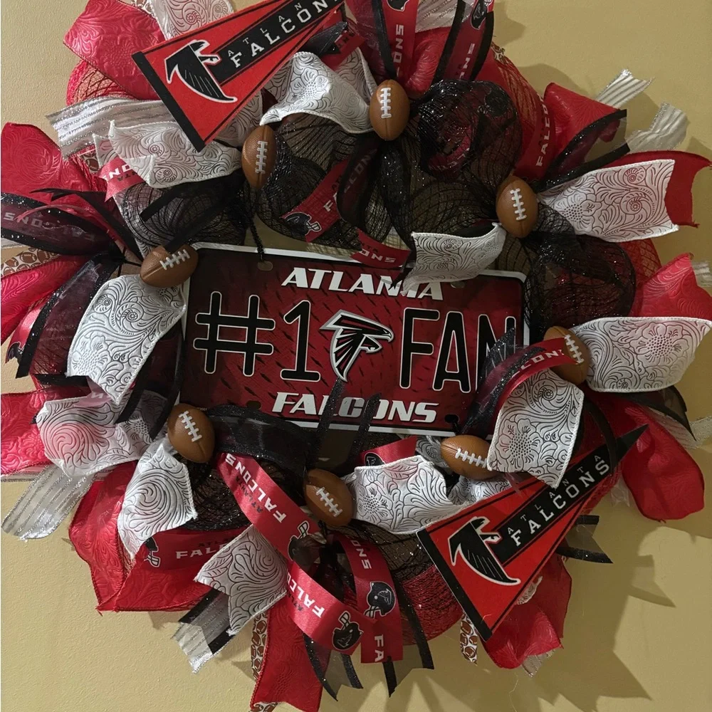 #1 Fan Holiday Wreath - Red, Black, White